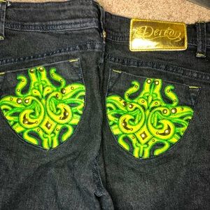 9/10 Dereon black jeans Lime Green detail design